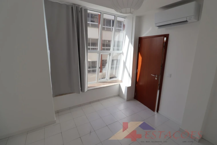 Apartamento T1 para Venda em Pombal Foto 13