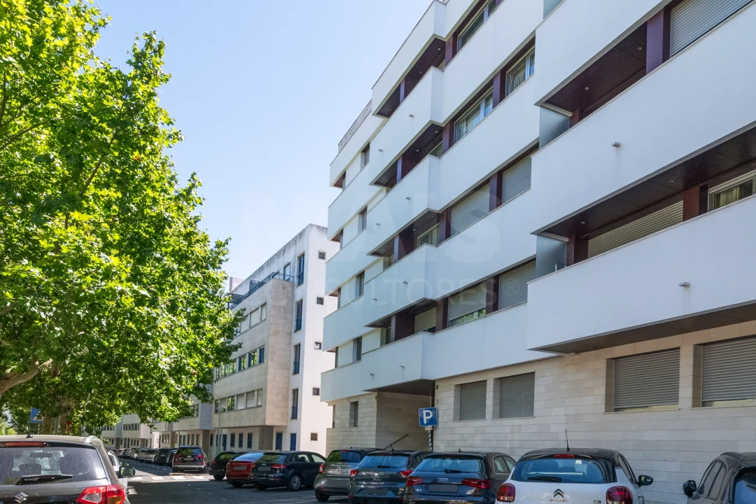Apartamento T1 para Venda em Algés, Linda-A-Velha e Cruz Quebrada-Dafundo Foto 10