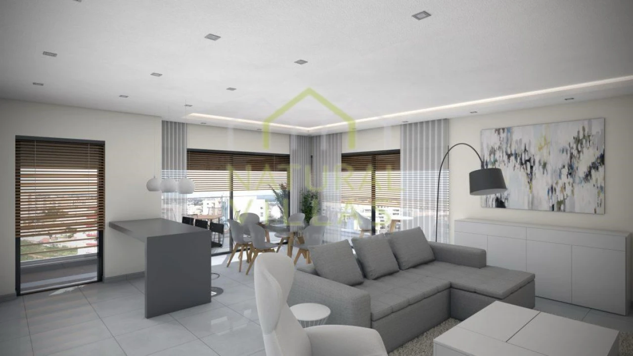 Apartamento T4 para Venda em Faro (Sé e São Pedro) Foto 2
