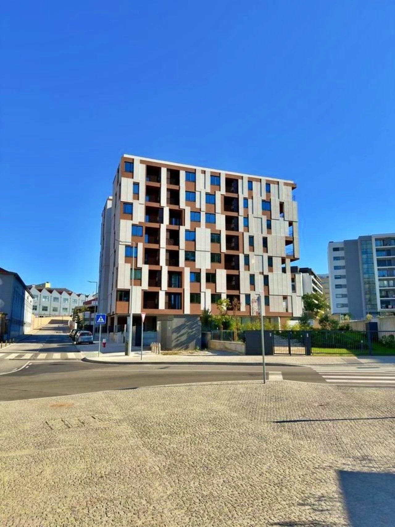 Apartamento T1 para Venda em Paranhos Foto 1
