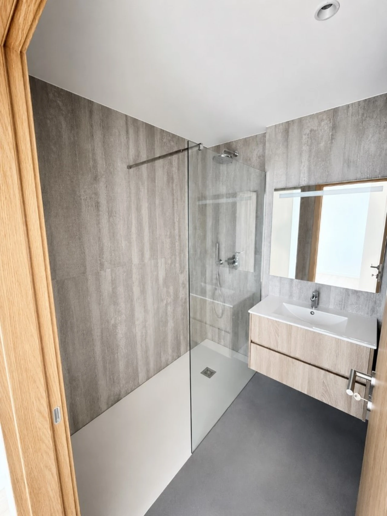 Apartamento T1 para Venda em Paranhos Foto 4