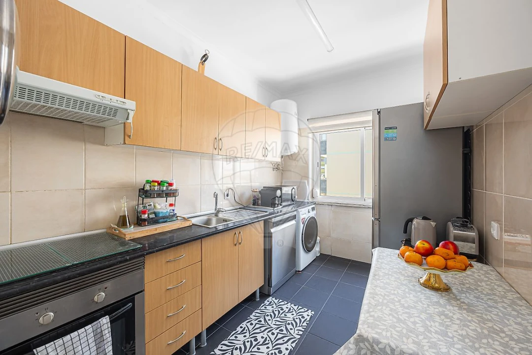 Apartamento T2 para Venda em Cacém e São Marcos Foto 9