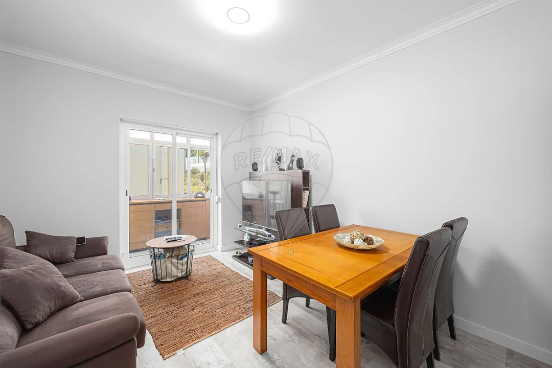 Apartamento T2 para Venda em Cacém e São Marcos Foto 7