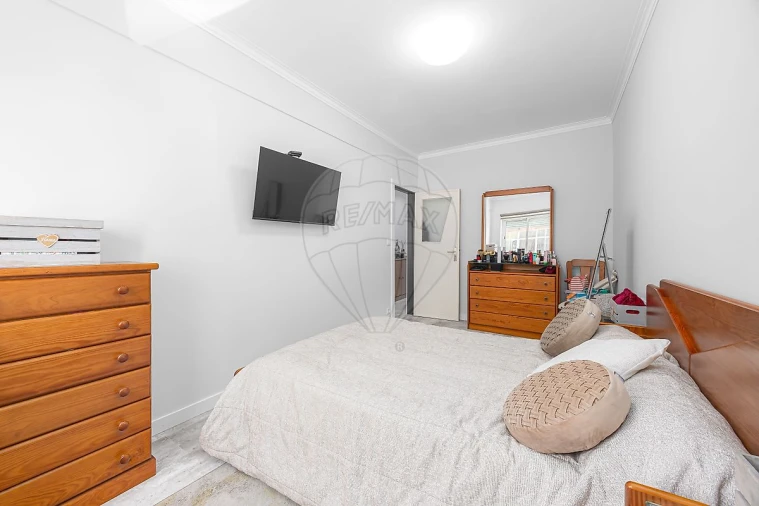 Apartamento T2 para Venda em Cacém e São Marcos Foto 3