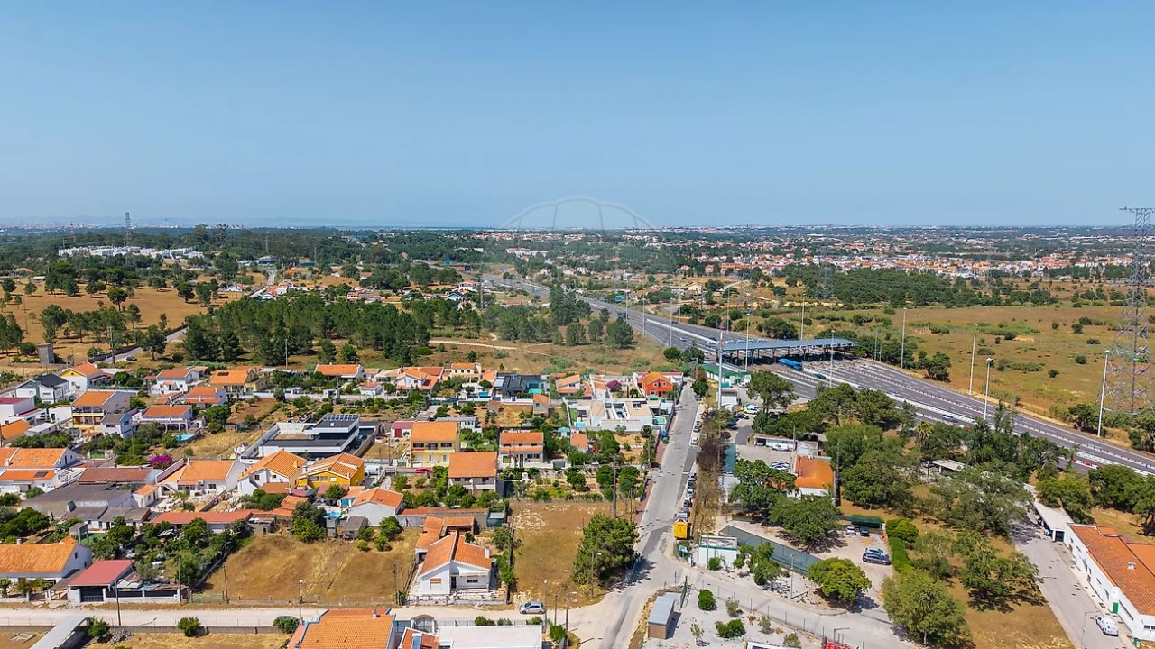Terreno para Venda em Palhais e Coina Foto 1