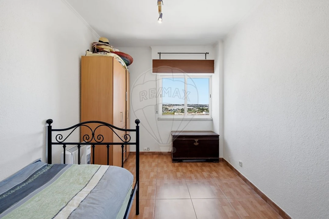 Apartamento T3 para Venda em Moita Foto 4