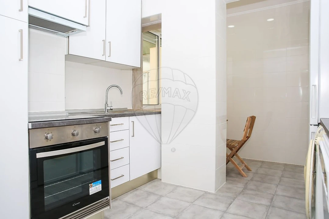 Apartamento T2 para Venda em Alverca do Ribatejo e Sobralinho Foto 2
