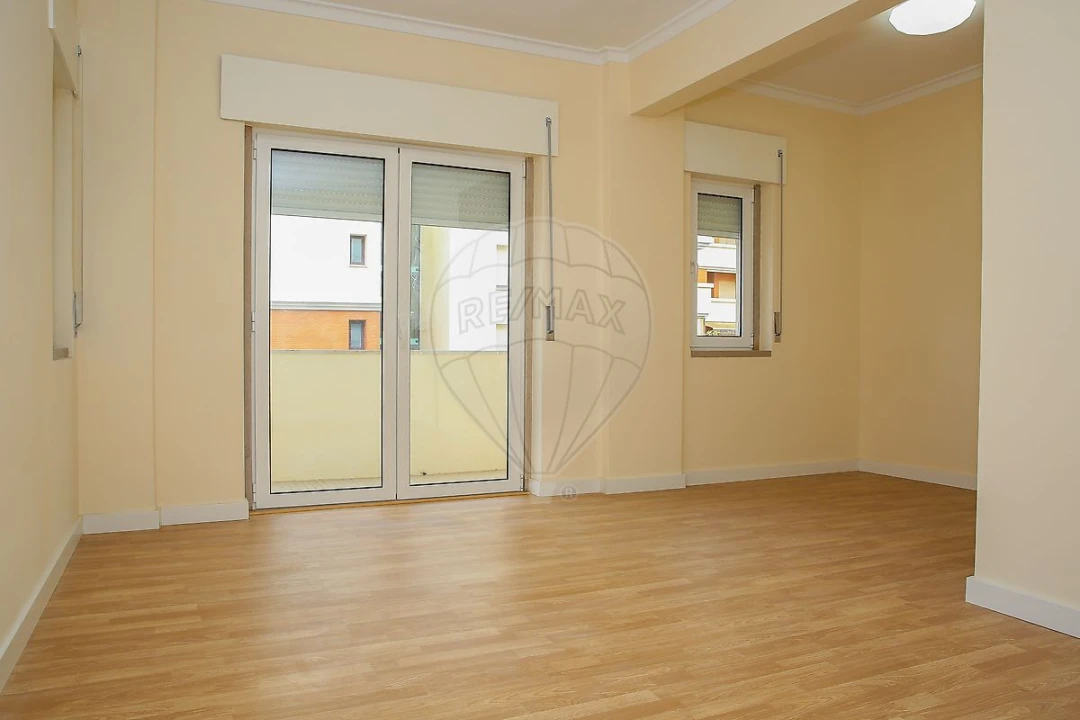 Apartamento T2 para Venda em Alverca do Ribatejo e Sobralinho Foto 9