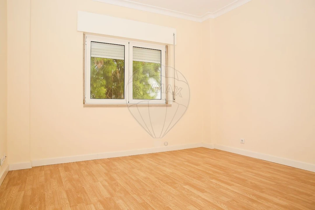 Apartamento T2 para Venda em Alverca do Ribatejo e Sobralinho Foto 24