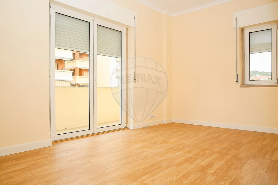 Apartamento T2 para Venda em Alverca do Ribatejo e Sobralinho Foto 18