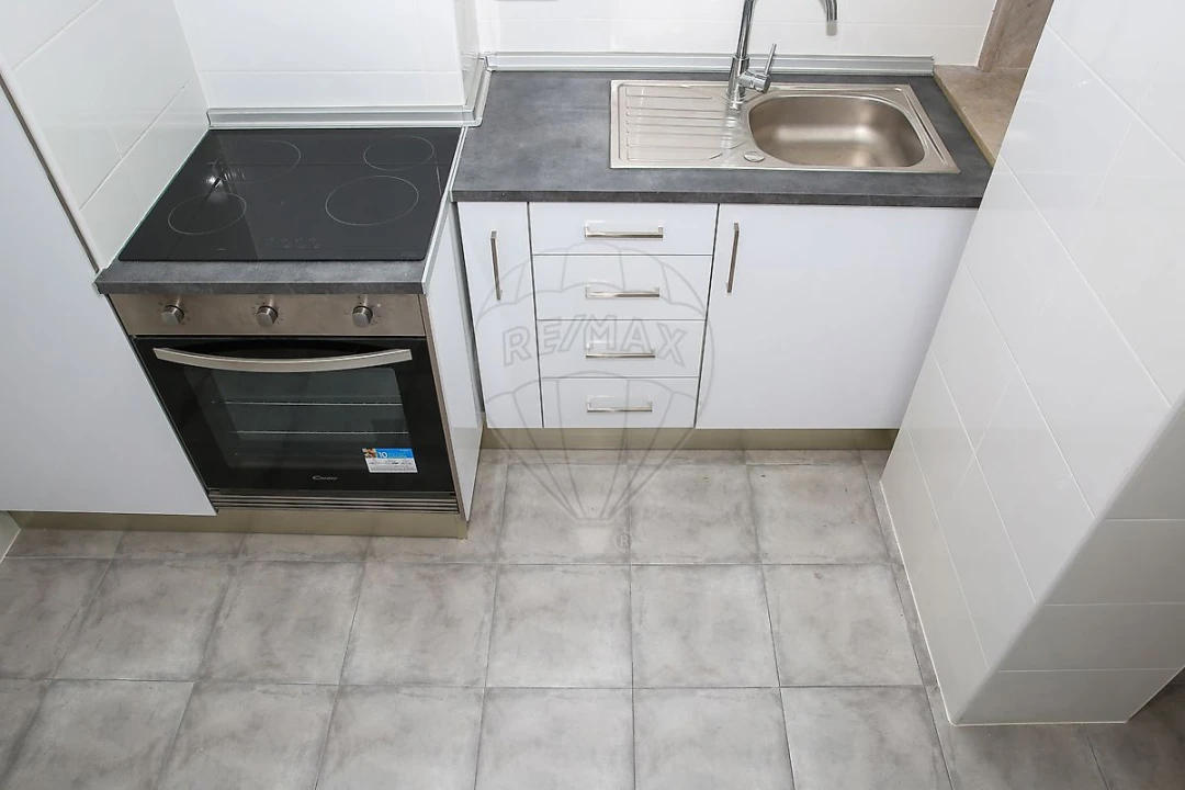 Apartamento T2 para Venda em Alverca do Ribatejo e Sobralinho Foto 3
