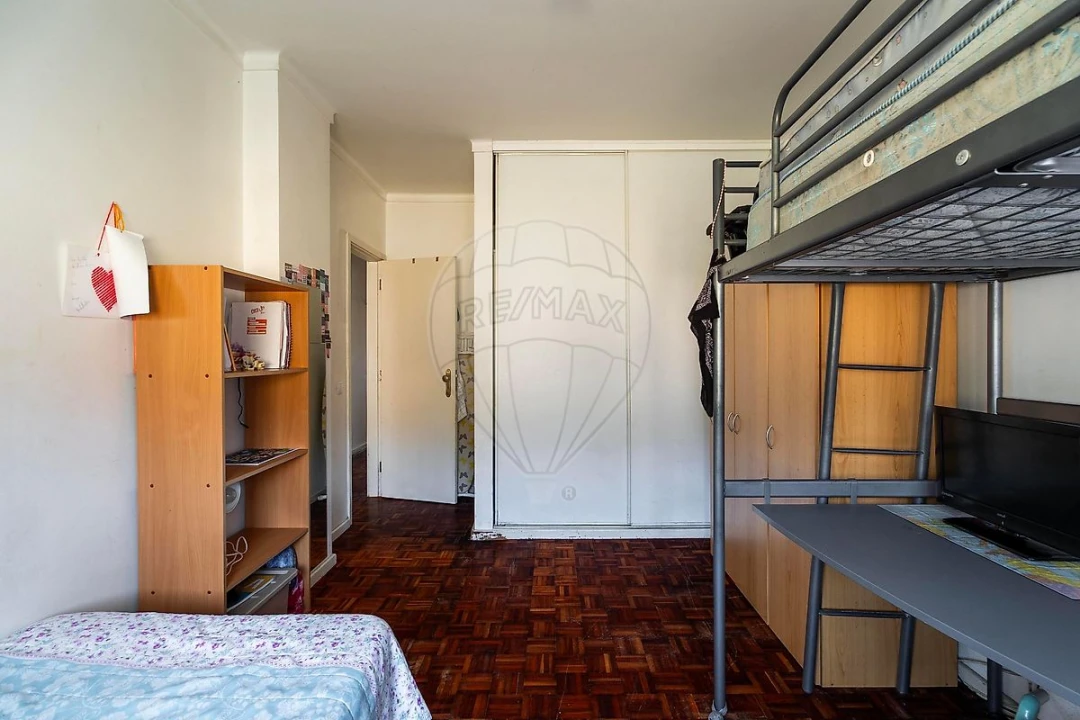 Apartamento T3 para Venda em Loures Foto 39