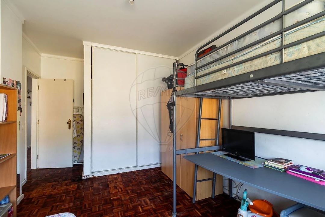 Apartamento T3 para Venda em Loures Foto 40