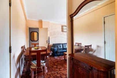 Apartamento T3 para Venda em Loures