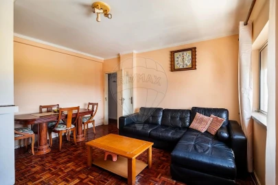 Apartamento T3 para Venda em Loures