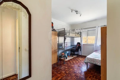 Apartamento T3 para Venda em Loures