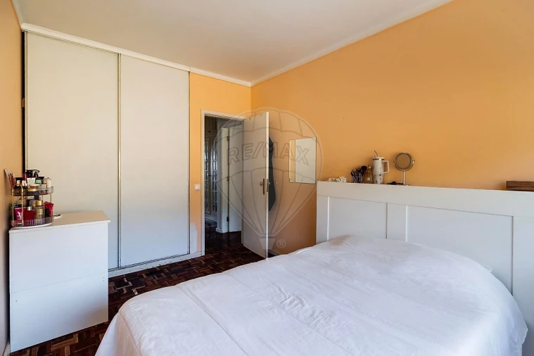 Apartamento T3 para Venda em Loures Foto 33
