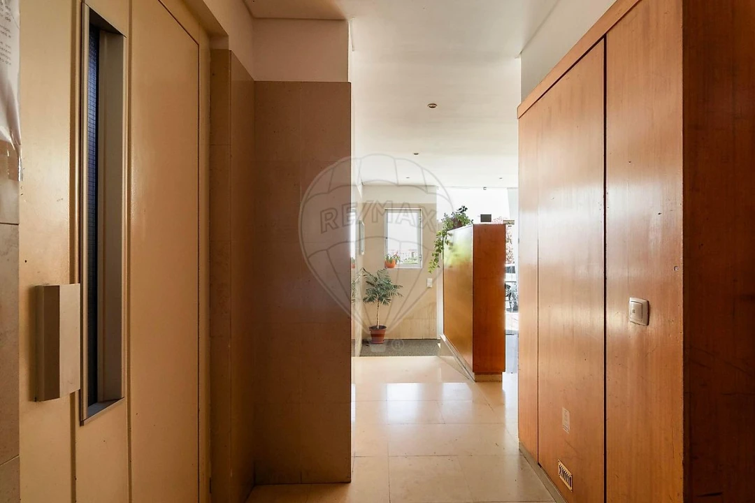 Apartamento T3 para Venda em Loures Foto 43
