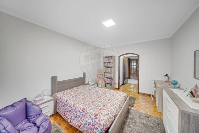 Apartamento T3 para Venda em Pinheiro da Bemposta, Travanca e Palmaz