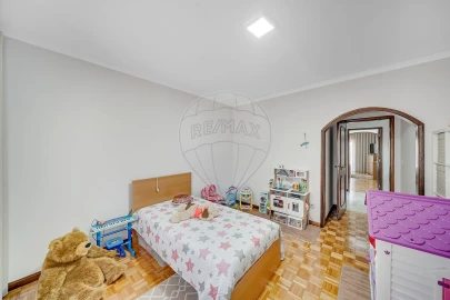 Apartamento T3 para Venda em Pinheiro da Bemposta, Travanca e Palmaz