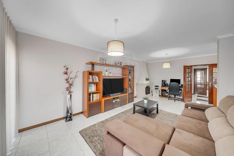Apartamento T3 para Venda em Pinheiro da Bemposta, Travanca e Palmaz Foto 2