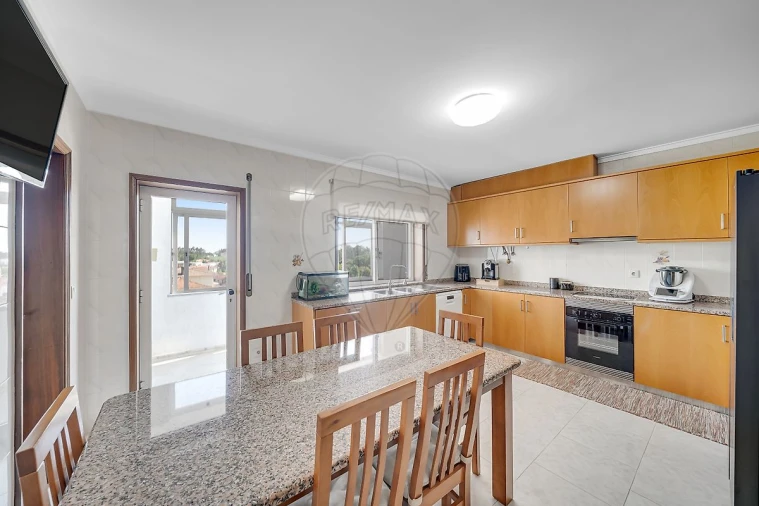 Apartamento T3 para Venda em Pinheiro da Bemposta, Travanca e Palmaz Foto 16