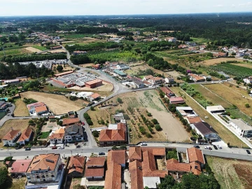 Moradia T3 para Venda em Bustos, Troviscal e Mamarrosa