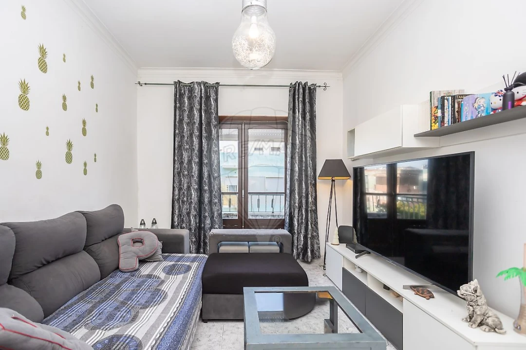 Apartamento T3 para Venda em Laranjeiro e Feijó Foto 11