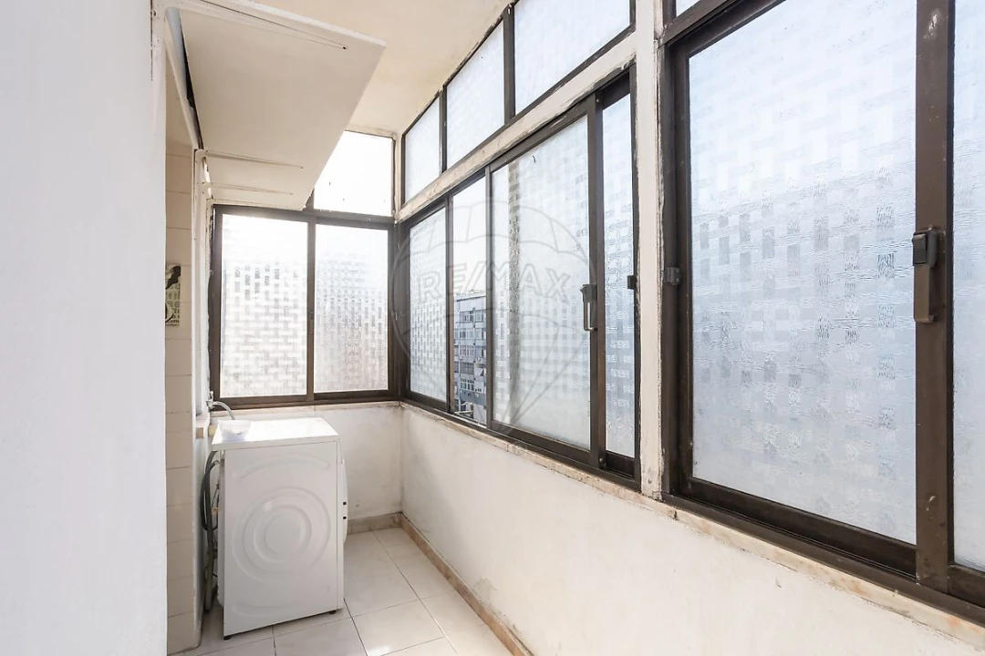 Apartamento T3 para Venda em Laranjeiro e Feijó Foto 24