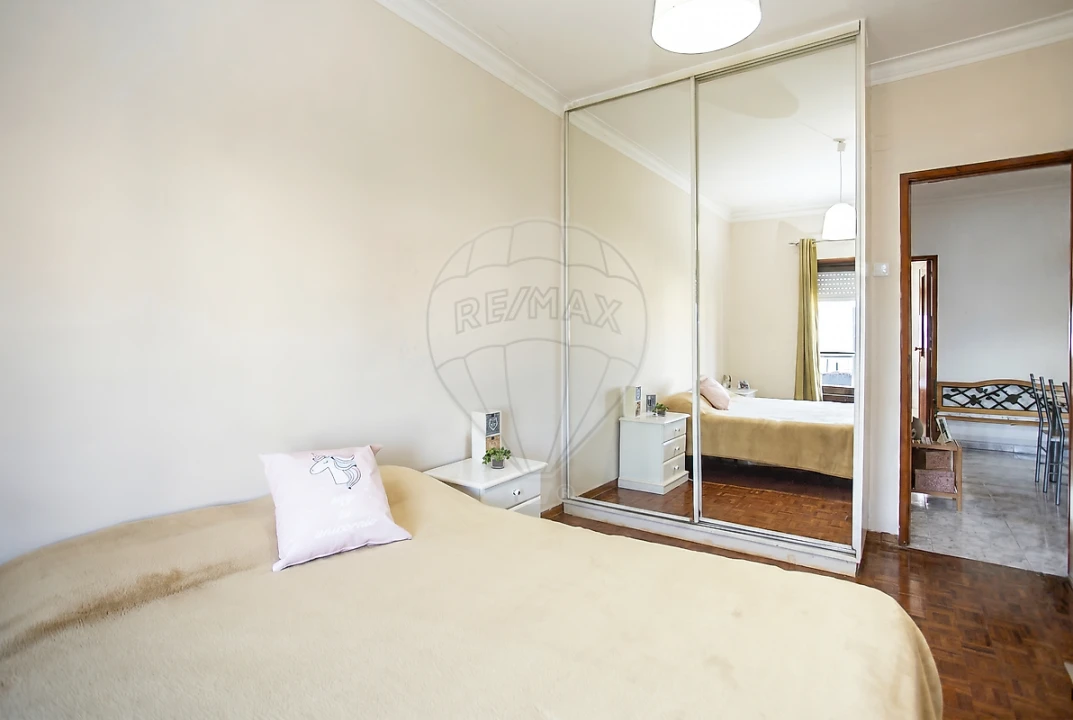 Apartamento T3 para Venda em Laranjeiro e Feijó Foto 18