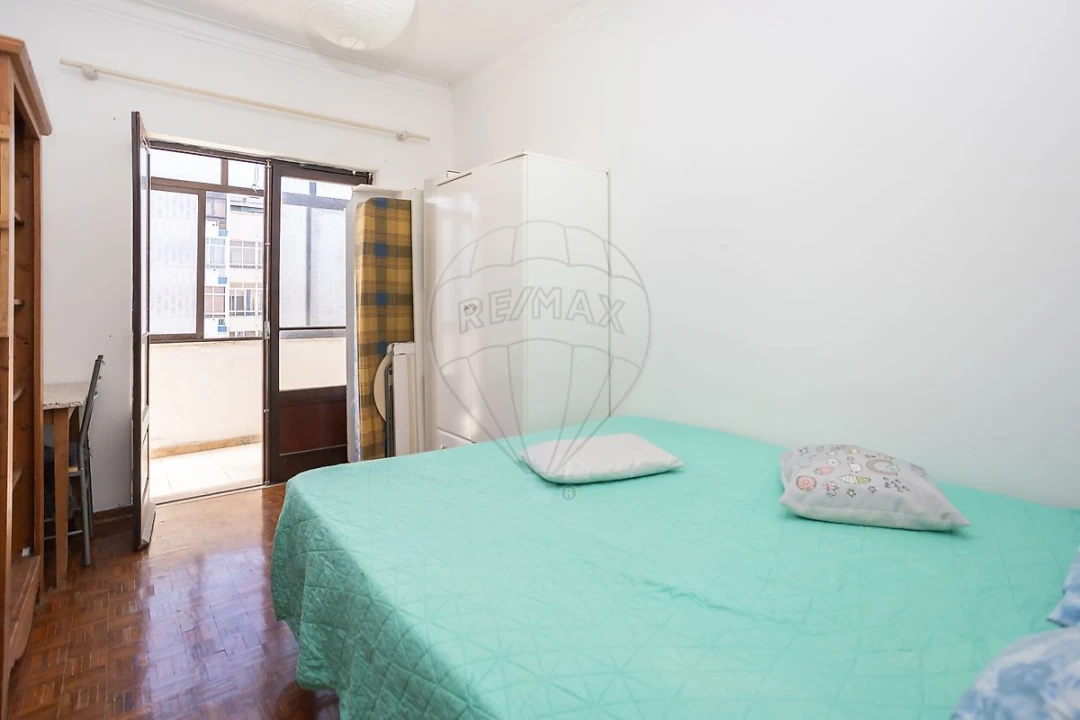 Apartamento T3 para Venda em Laranjeiro e Feijó Foto 6