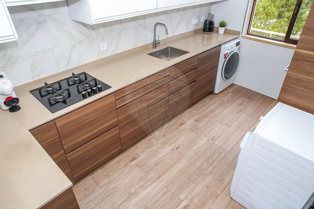 Apartamento T2 para Venda em Cacém e São Marcos Foto 24