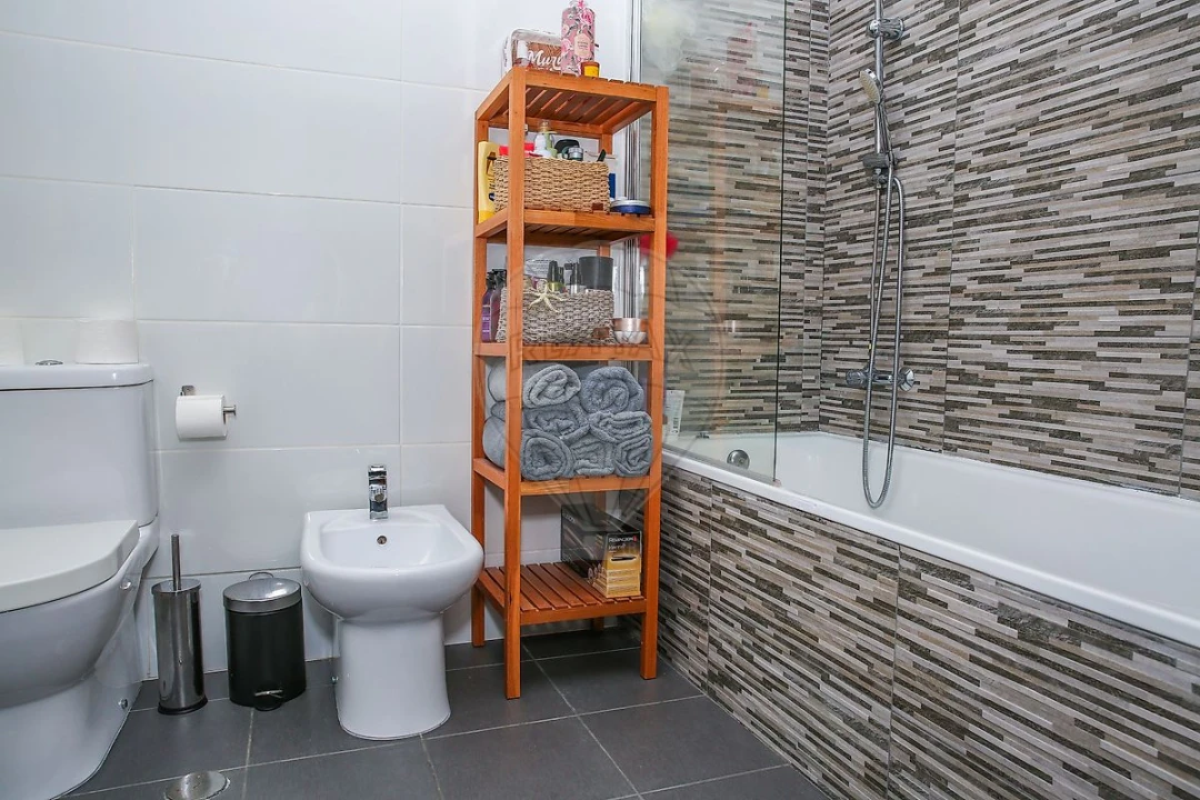 Apartamento T2 para Venda em Cacém e São Marcos Foto 12