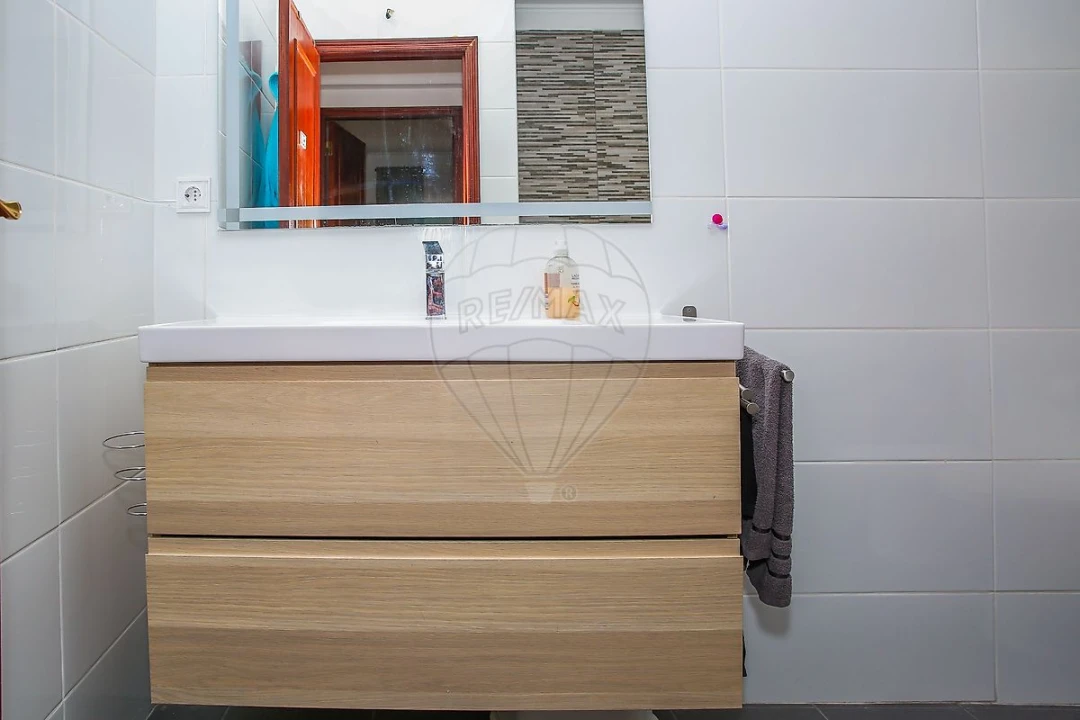 Apartamento T2 para Venda em Cacém e São Marcos Foto 9