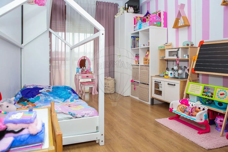 Apartamento T2 para Venda em Cacém e São Marcos Foto 18