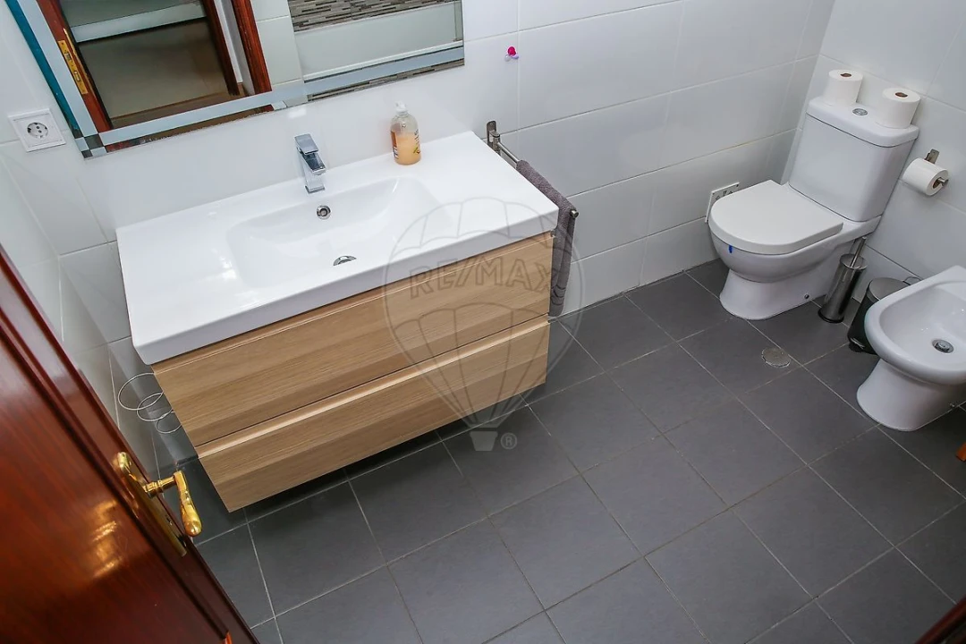 Apartamento T2 para Venda em Cacém e São Marcos Foto 10