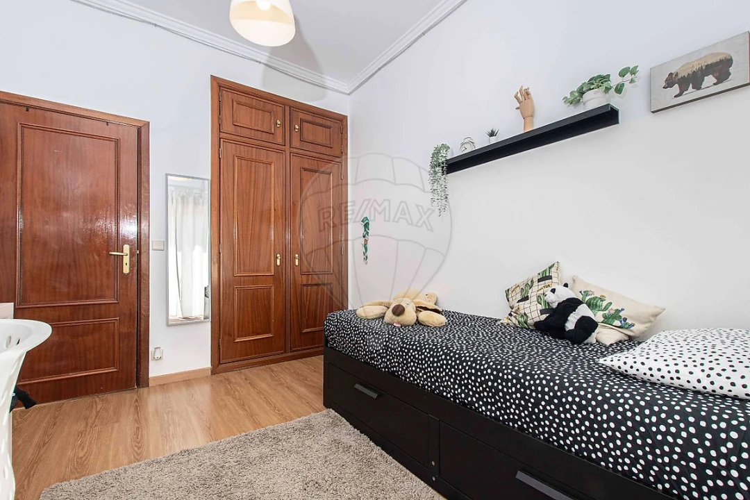 Apartamento T3 para Venda em Mina de Água Foto 10