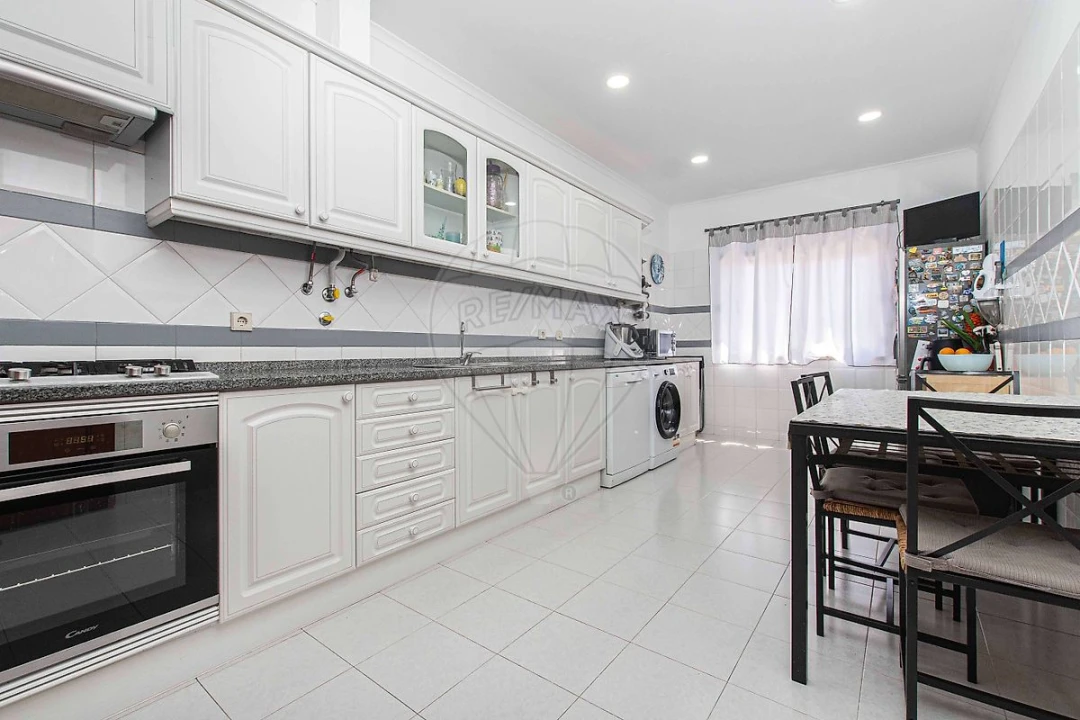 Apartamento T3 para Venda em Mina de Água Foto 23