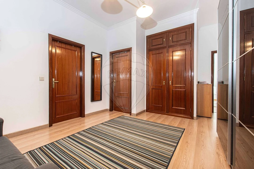 Apartamento T3 para Venda em Mina de Água Foto 15