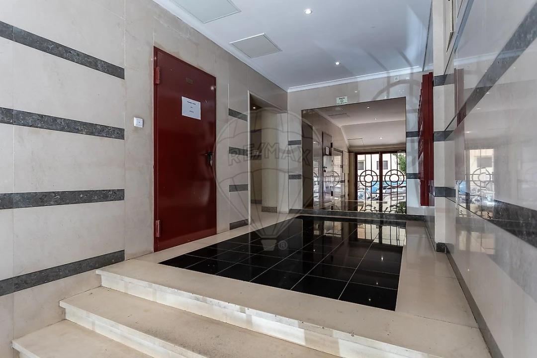 Apartamento T3 para Venda em Odivelas Foto 29