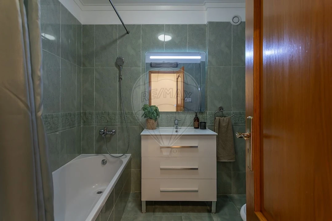 Apartamento T3 para Venda em Odivelas Foto 12