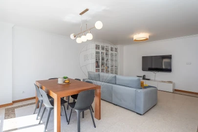Apartamento T3 para Venda em Odivelas