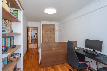 Apartamento T3 para Venda em Odivelas