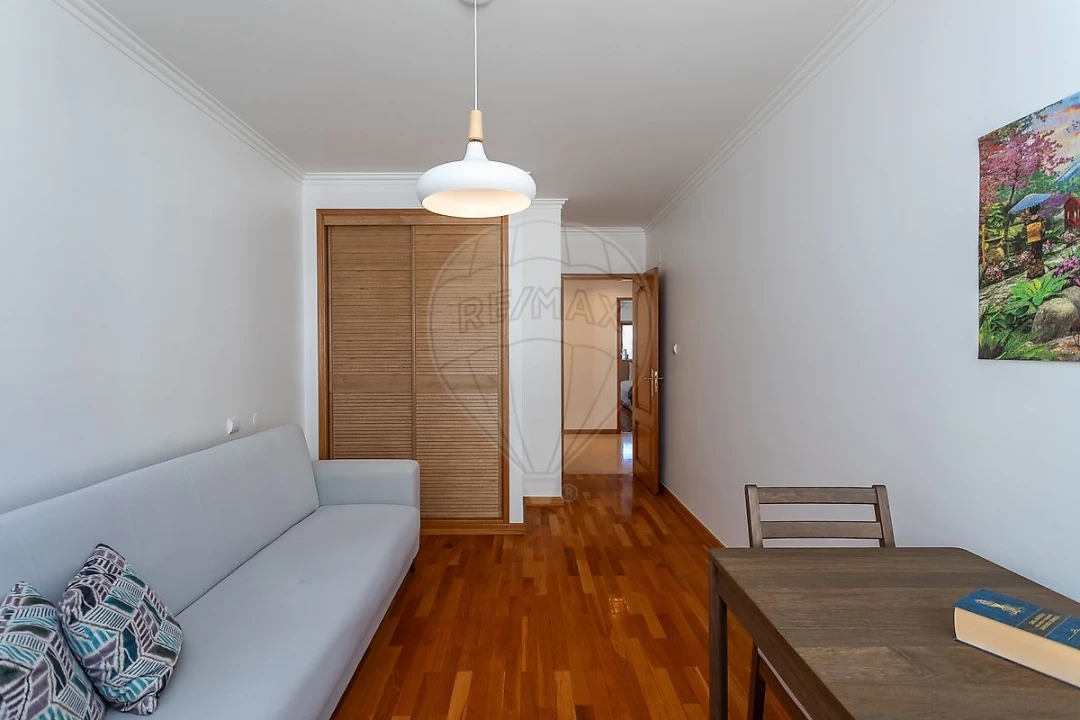 Apartamento T3 para Venda em Odivelas Foto 21