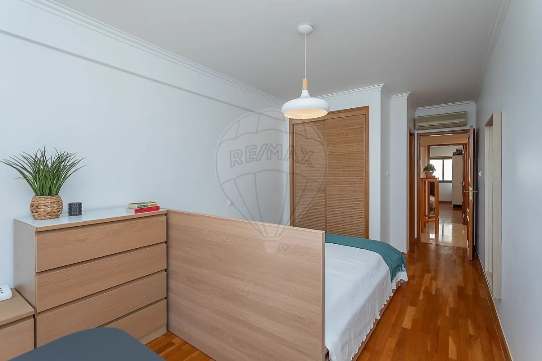 Apartamento T3 para Venda em Odivelas Foto 17
