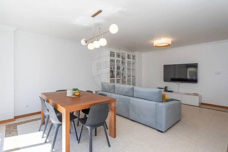 Apartamento T3 para Venda em Odivelas Foto 7