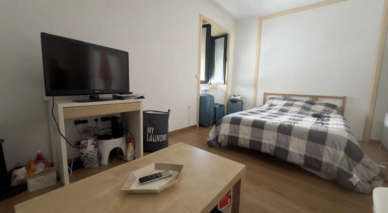 Apartamento T6 para Venda em Glória e Vera Cruz Foto 5