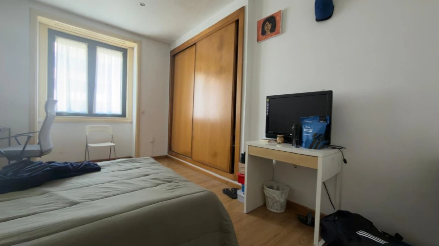 Apartamento T6 para Venda em Glória e Vera Cruz Foto 8