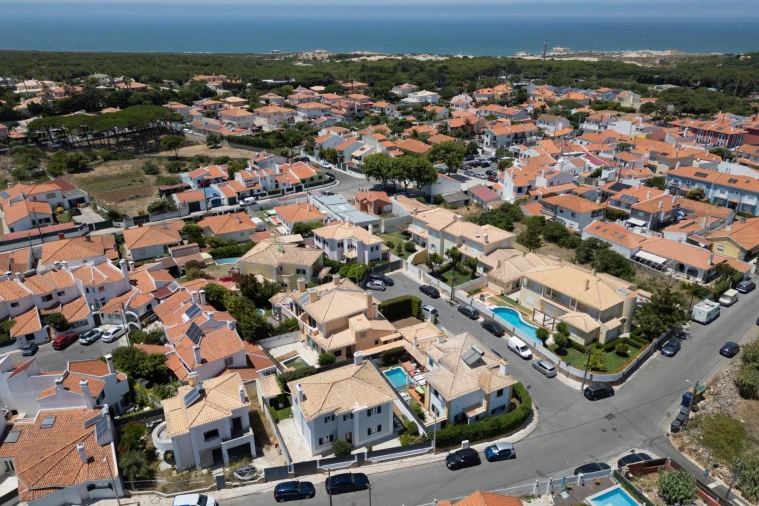 Moradia T4 para Venda em Cascais e Estoril Foto 2