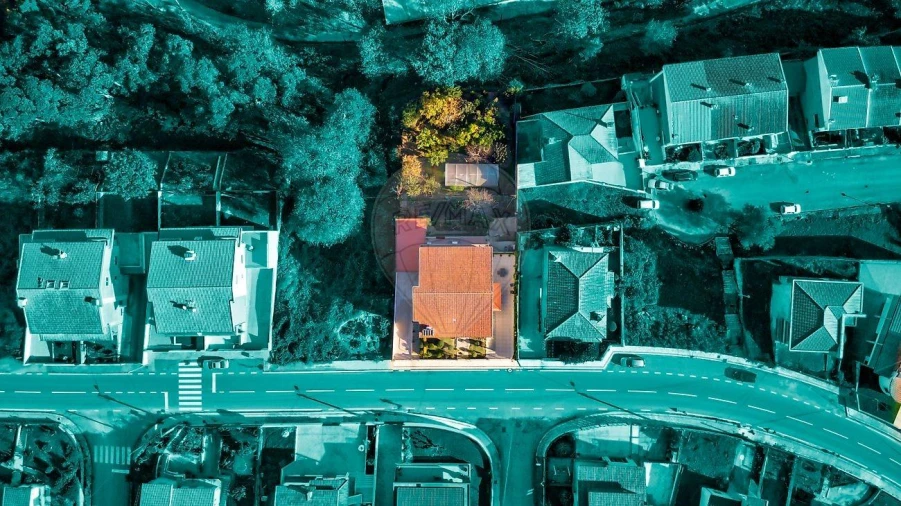 Moradia T8 para Venda em Vila Verde e Barbudo Foto 3